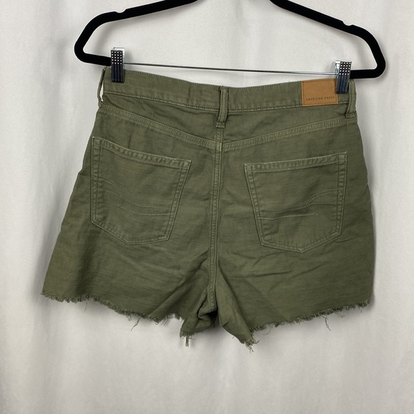 AMERICAN Eagle Green Distressed Highest Rise Mom Short - Size 8 - Picture 9 of 12